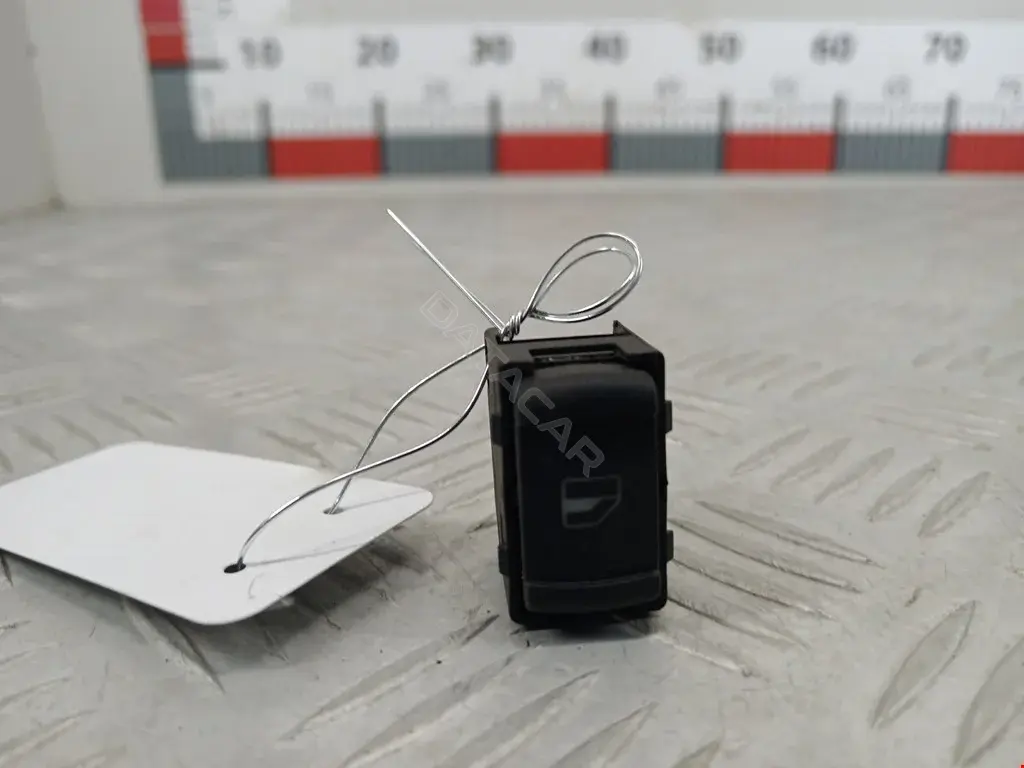 Кнопка стеклоподъемника 000050987010, 02601, 0916222