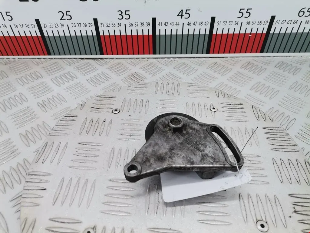 Натяжитель ремня генератора 0023008192, 01185, 028260511