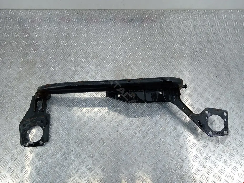 Балка под радиатор 8E0199521DT