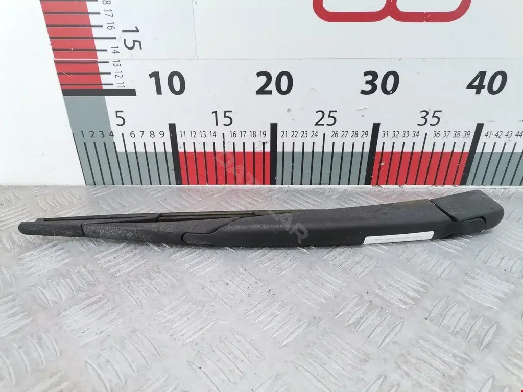 Рычаг стеклоочистителя 100089310, 13105983, 18535