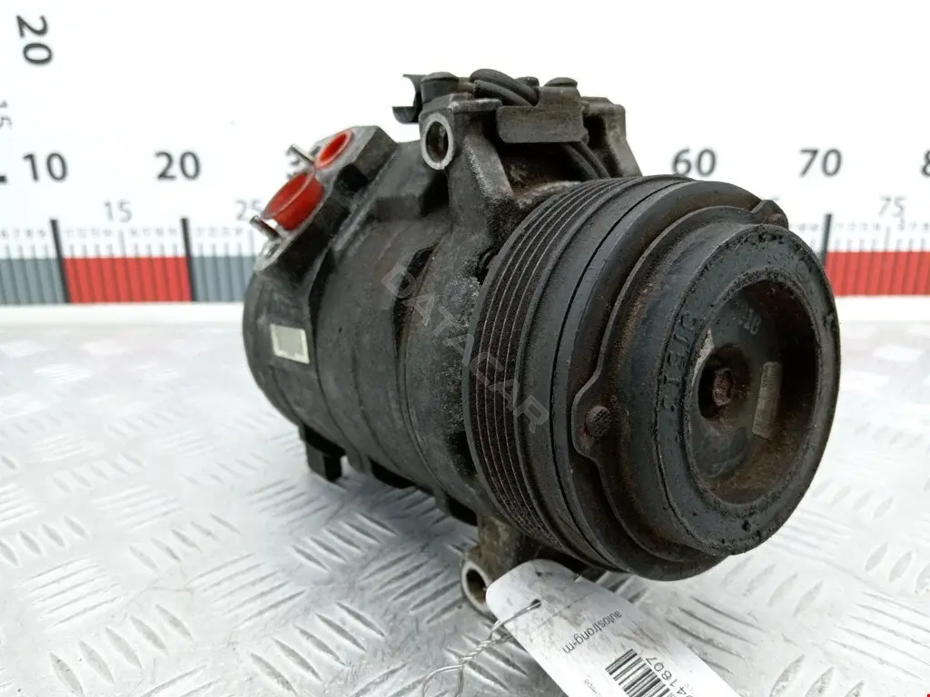 Компрессор кондиционера 4472203323, 64528377067
