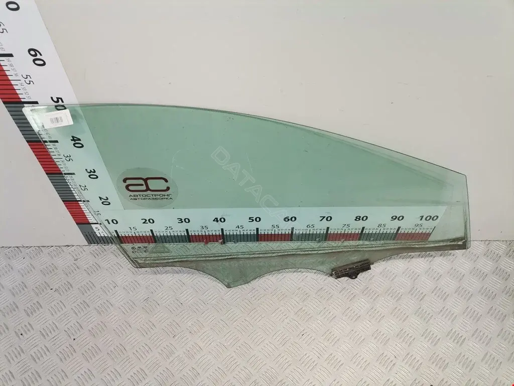 Стекло двери 824213Z010