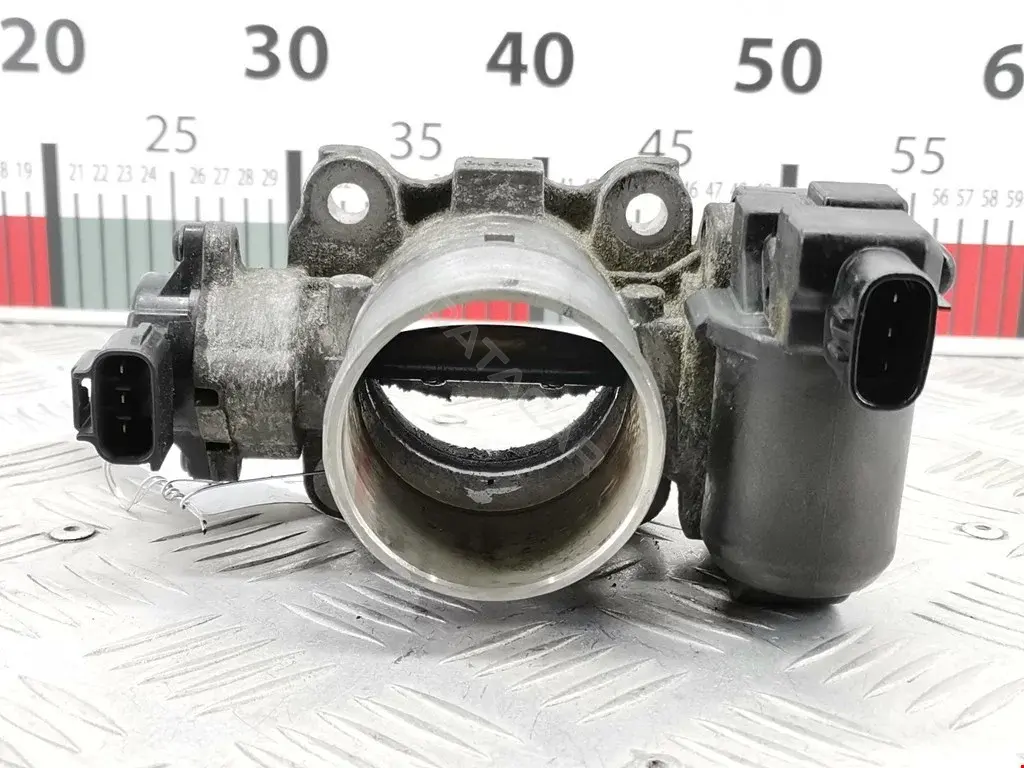 Дроссельная заслонка 138578, 192300-2010, 261000R010
