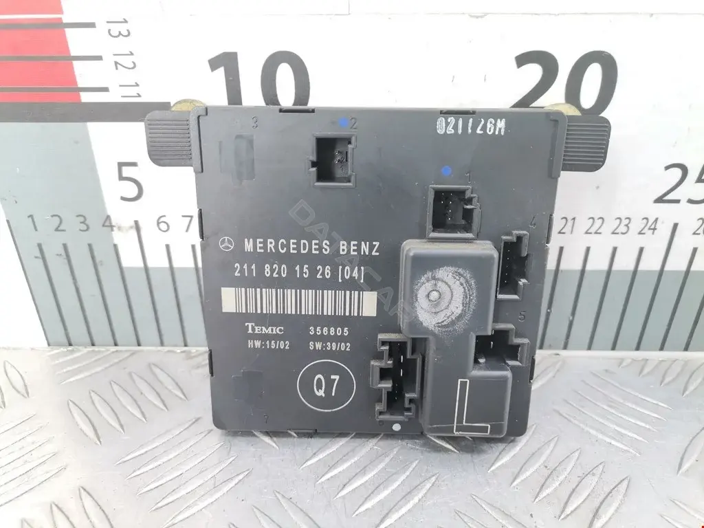 Блок управления двери 2118201526, A2118201526