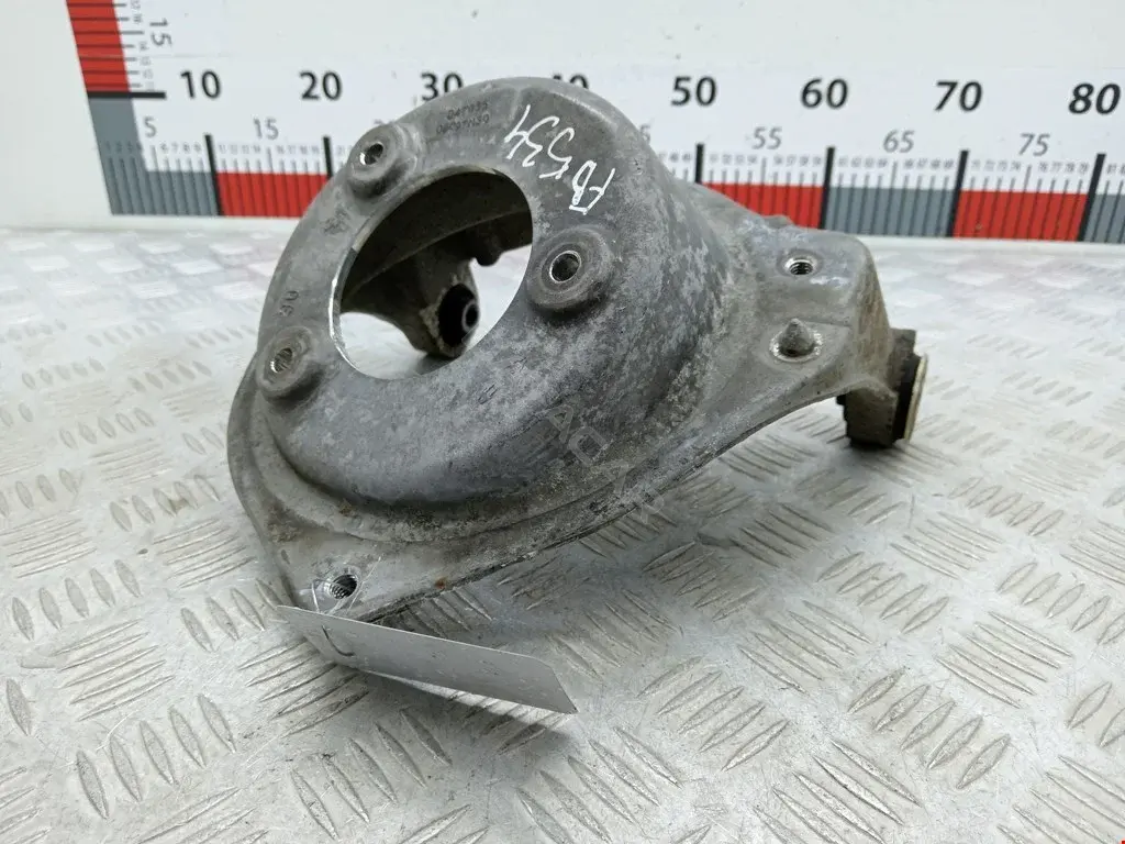 Опора амортизатора 352719