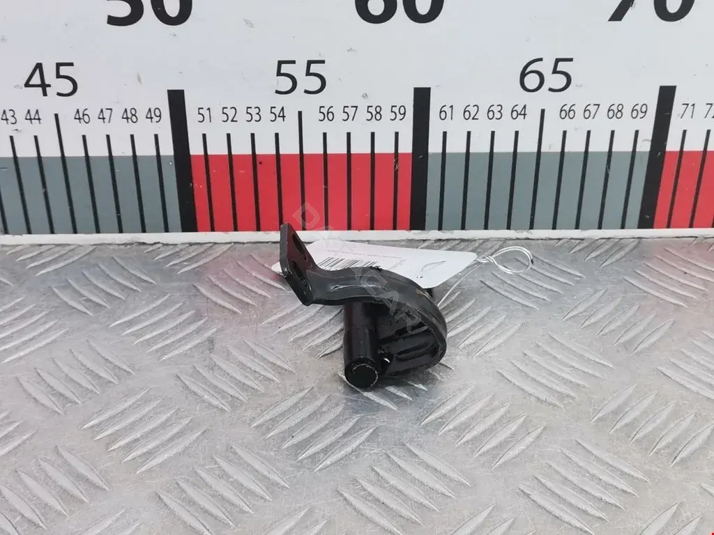 Петля крышки багажника BMB500030