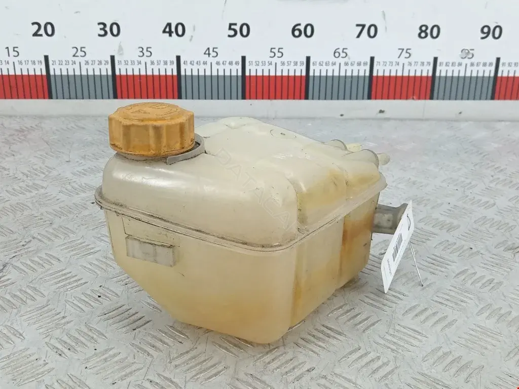 Расширительный бачок 017026007, 03565, 081048