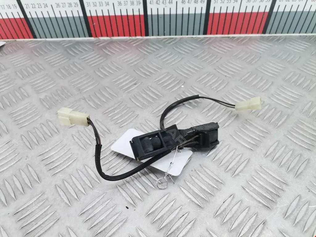 Форсунка омывателя стекла 3B0955985C