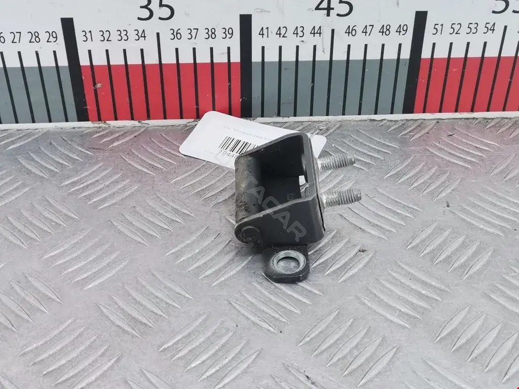 Петля крышки багажника 797102S000
