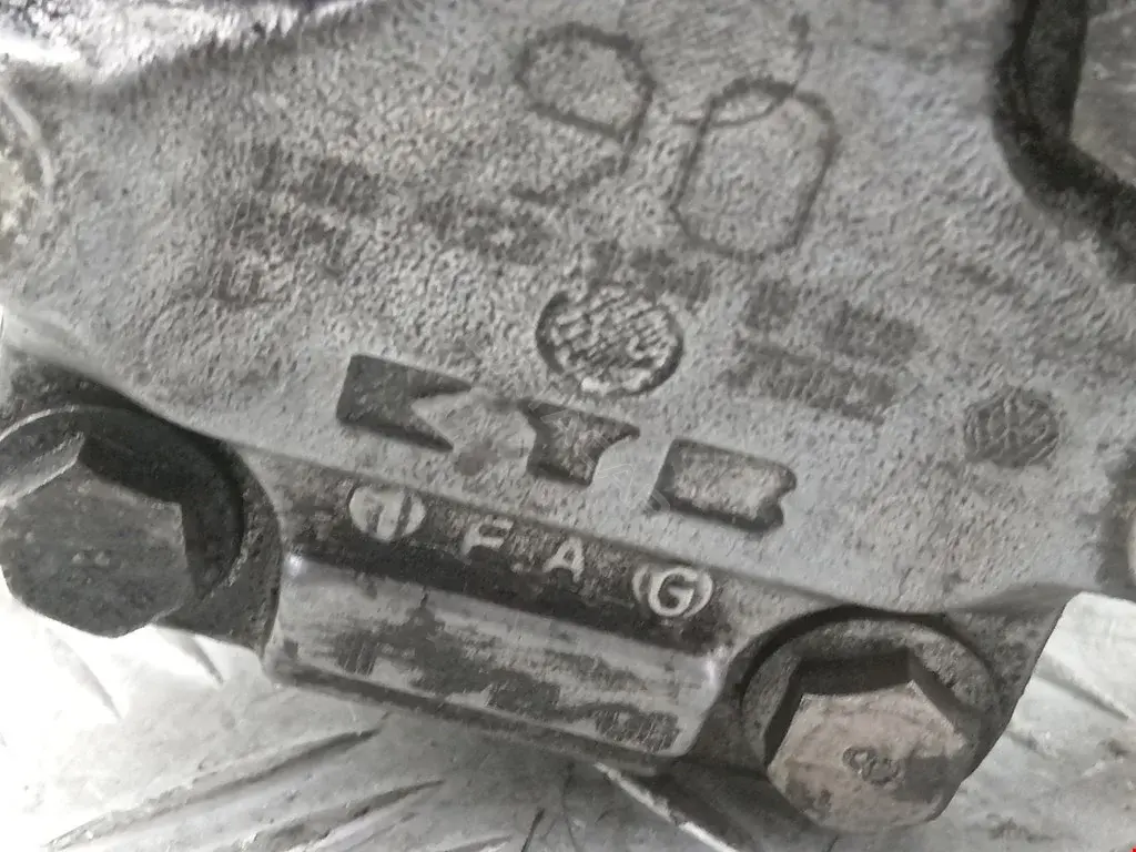 Насос гидроусилителя руля 1J0422152A, 1J0422154B, 1J0422154D