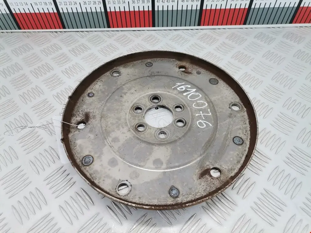 Маховик 037105323C, 068105323D
