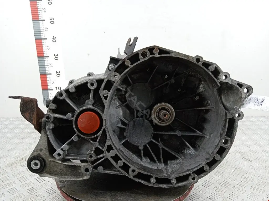 Механическая коробка передач (МКПП) 1577930, 8V4R7002BF