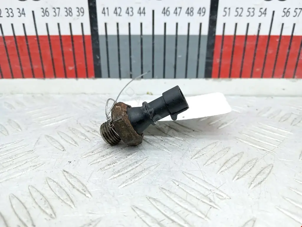 Датчик давления масла 00555, 01252557, 01252570
