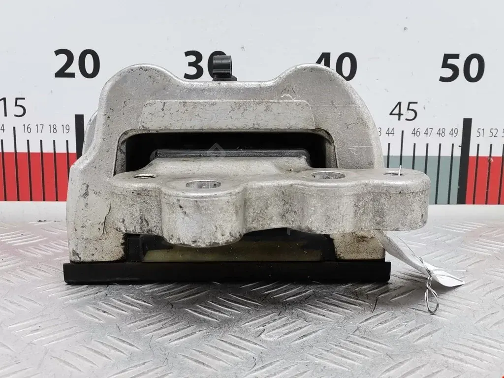Подушка КПП GK217M124AE