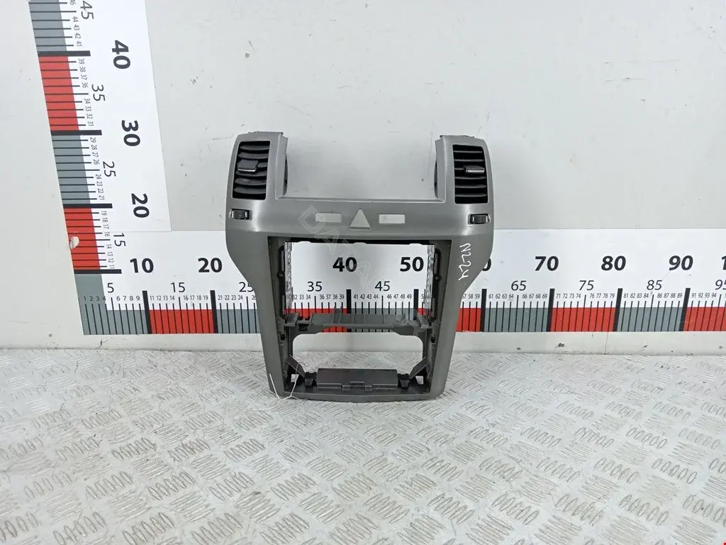 Рамка под магнитолу 13162556