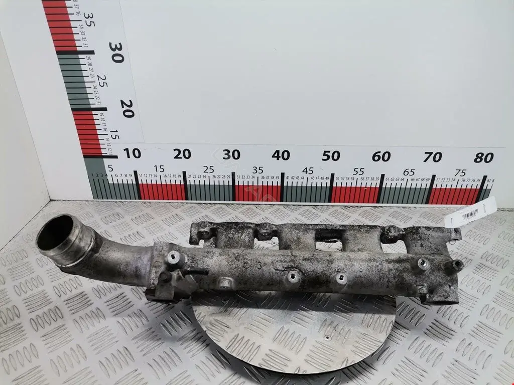 Коллектор впускной 14001AW40A