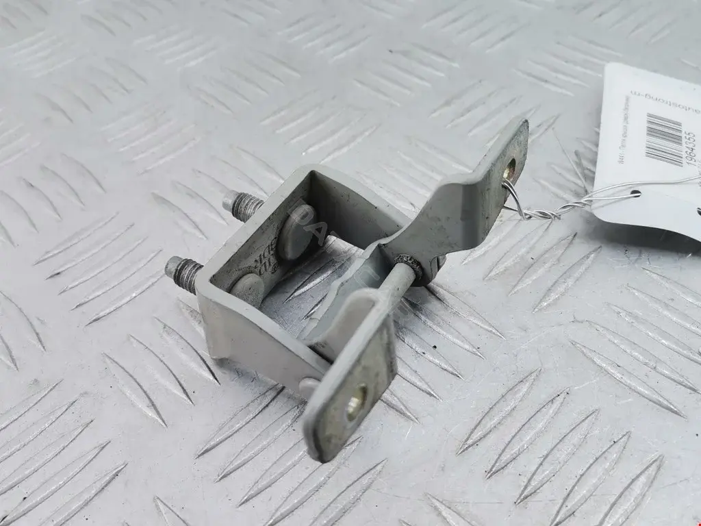 Петля крышки багажника 79770A2700