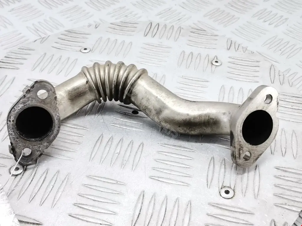 Трубка системы рециркуляции EGR 03L131521Q