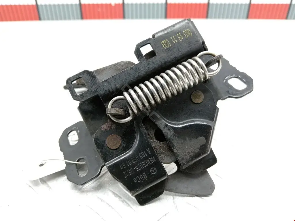 Замок капота A1688800160