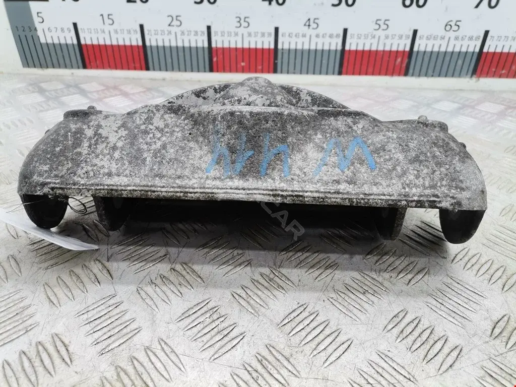 Опора амортизатора 7L0412391D