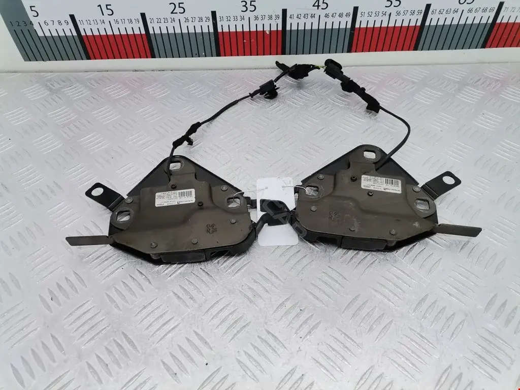 Замок крышки багажника 8484T2, 9680079280