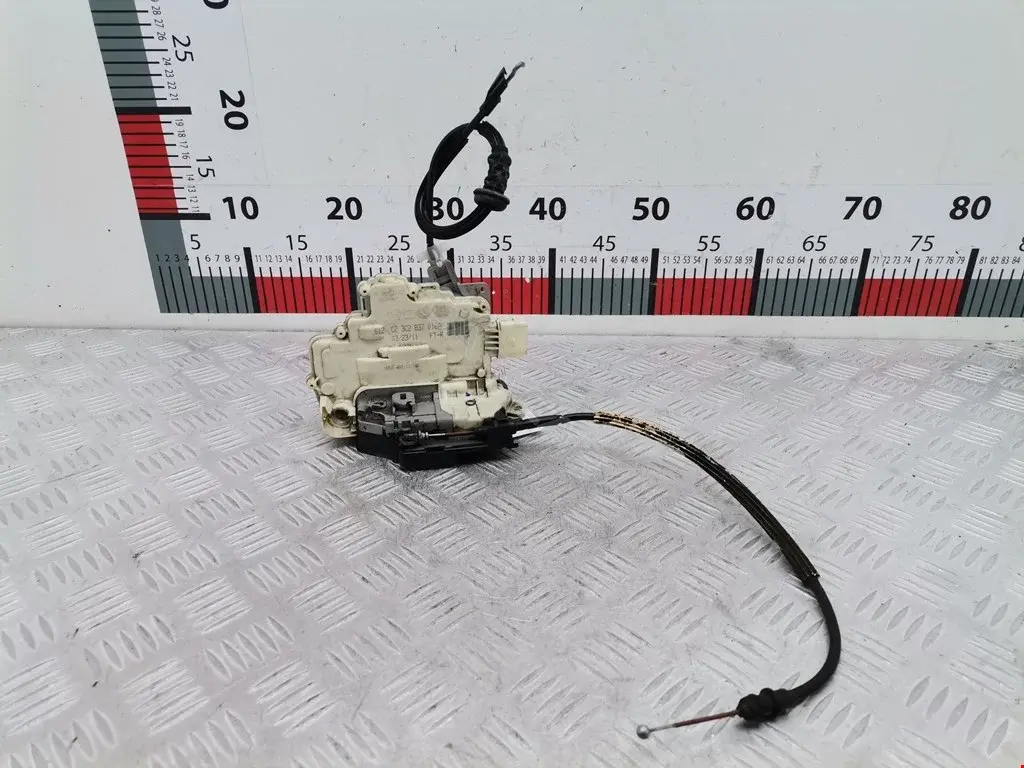 Замок двери 3C2837016A