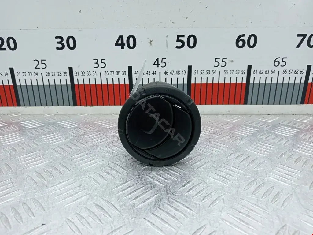 Дефлектор обдува салона 6231S600, 7701068359