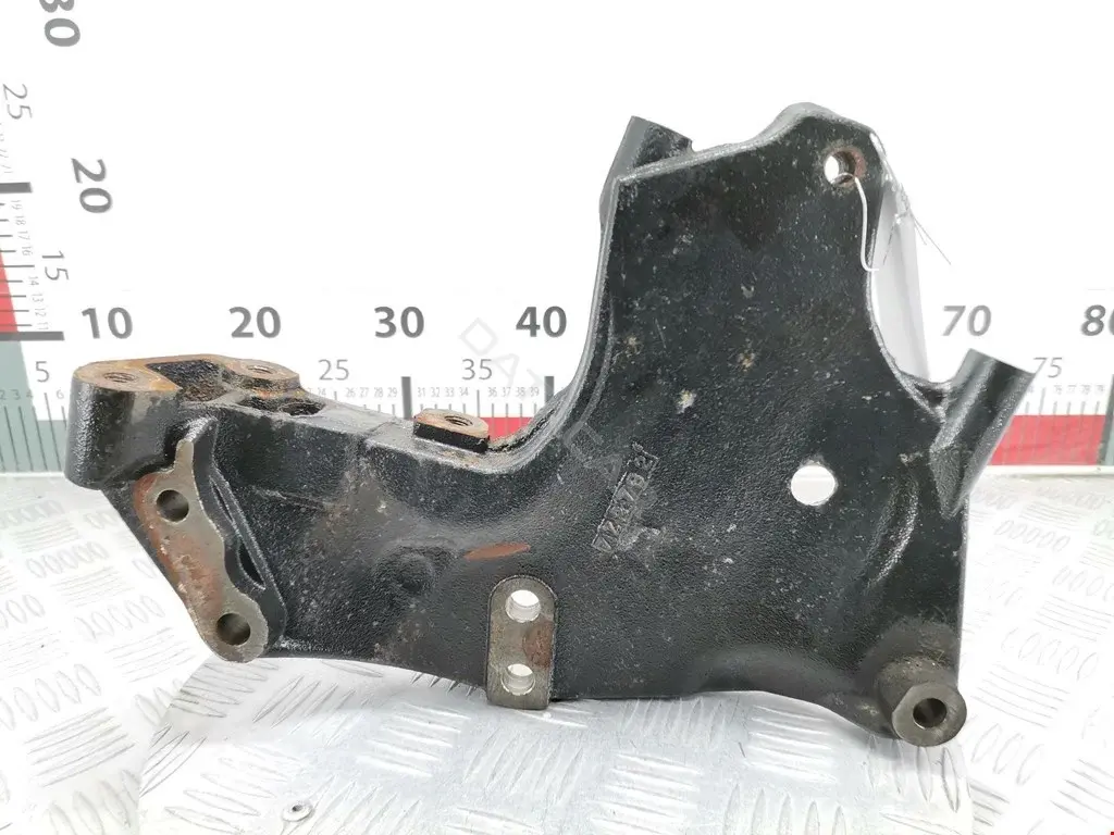 Кронштейн двигателя 11332JD700, 11332JY00A, 11332JY00B