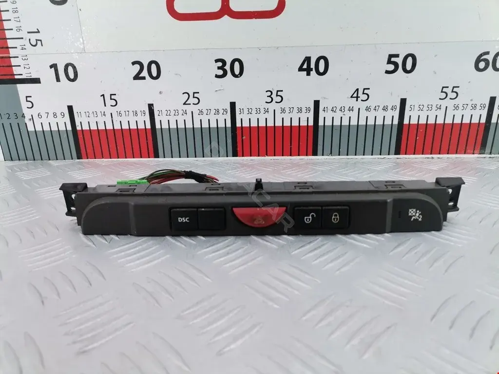 Блок кнопок YUL500410WUX