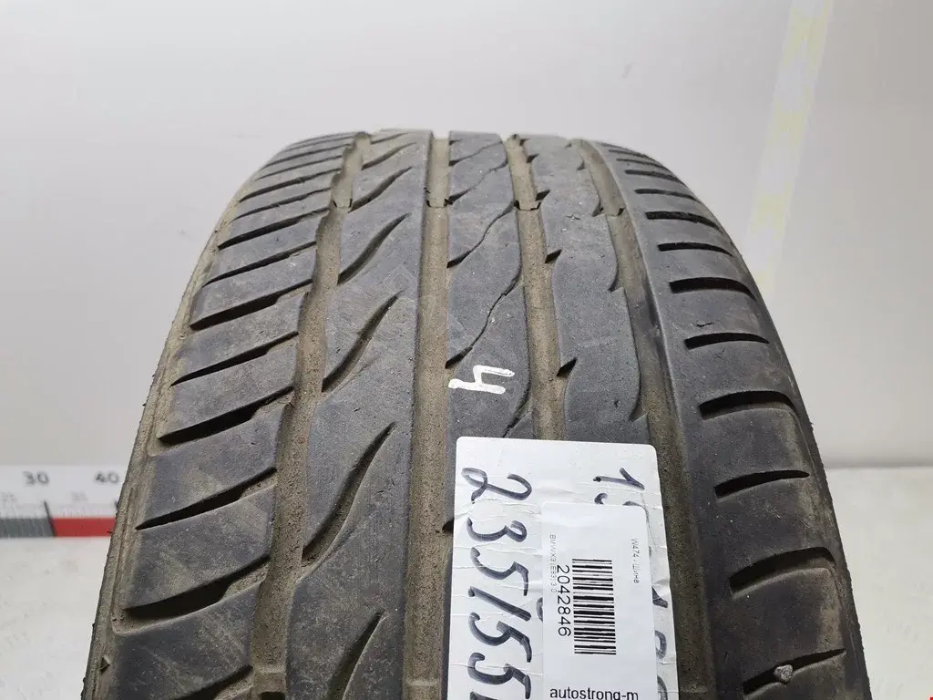 Шины 235, 55R17