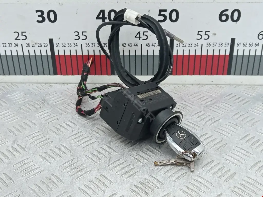 Замок зажигания 33002418, A2095451908