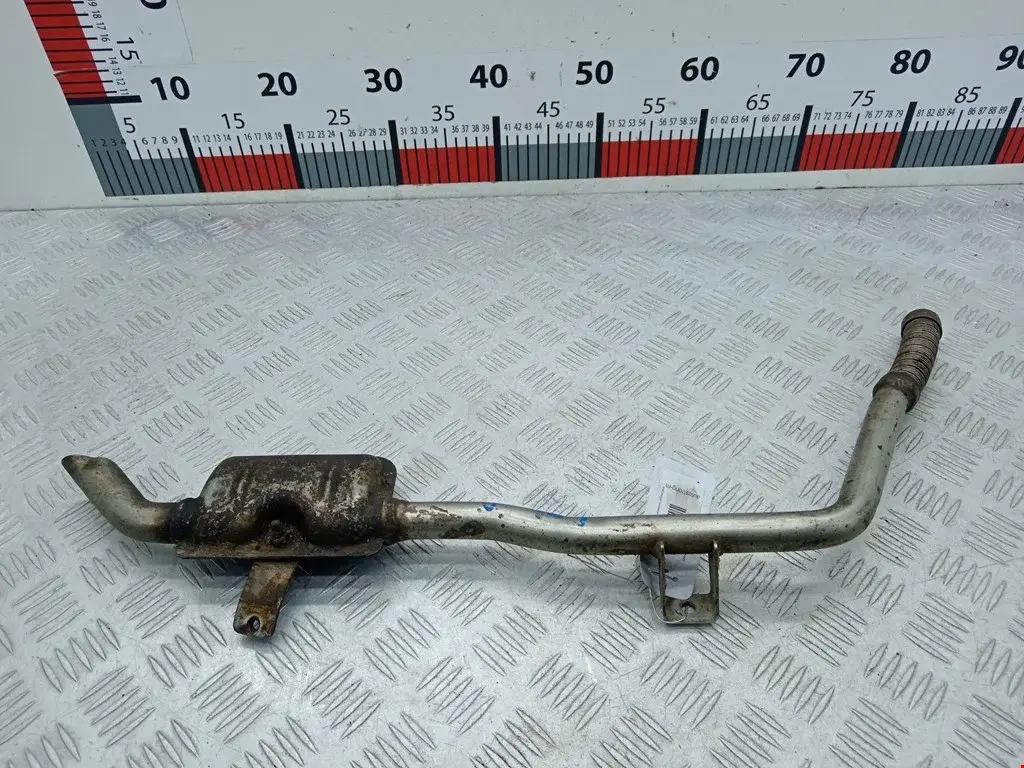 Глушитель автономного отопителя 64126908135