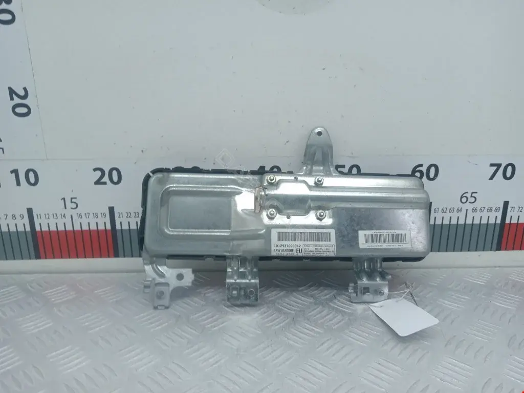 Подушка безопасности 30005536C, A2098601305