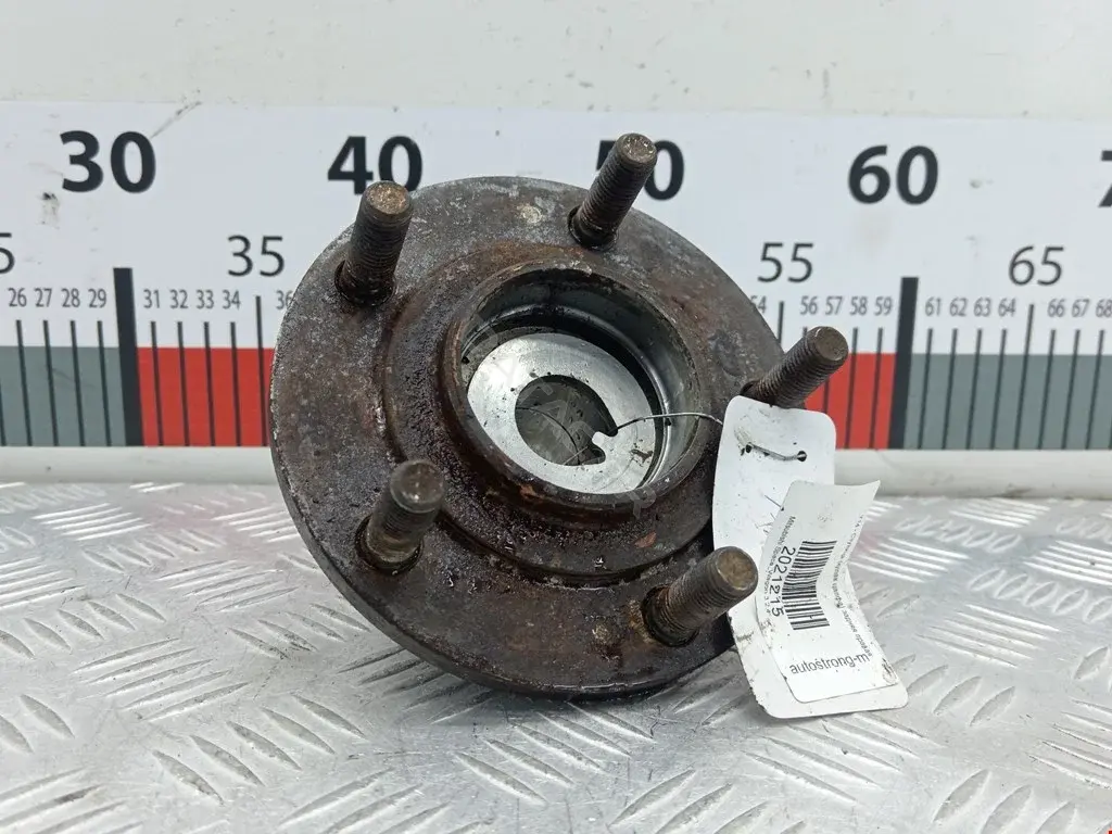 Ступица колеса MR403558, WH1439