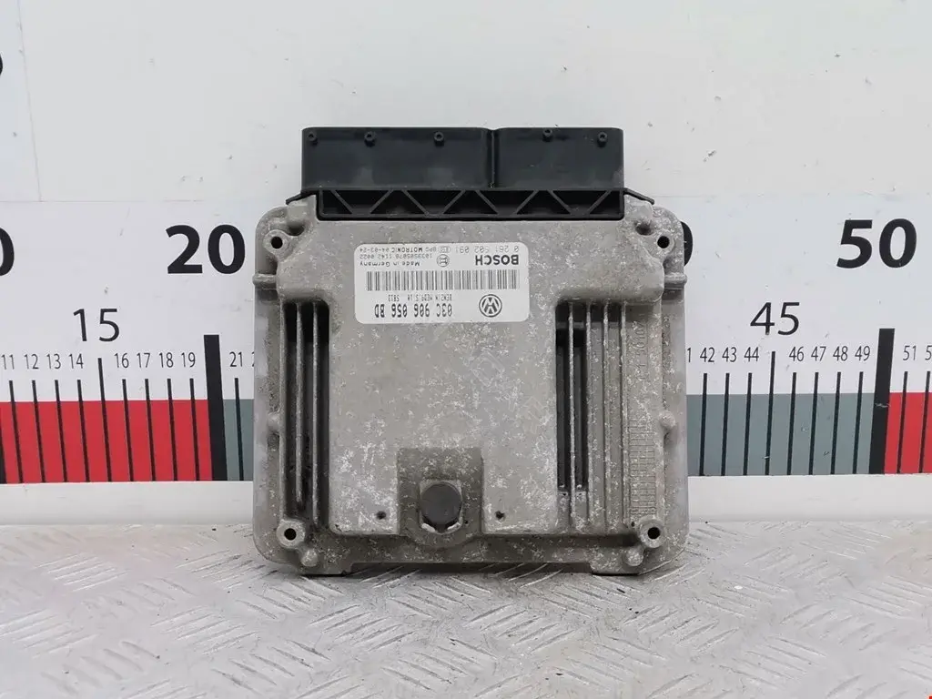 Блок управления двигателем 0261S02091, 03C906056BD