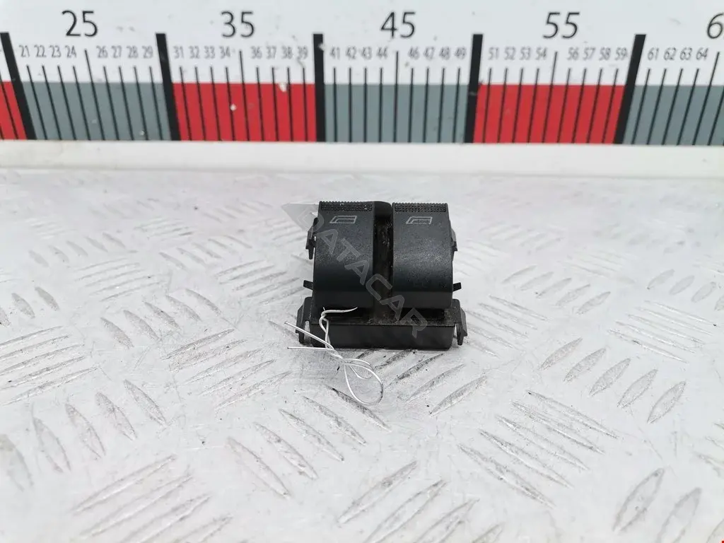Блок управления стеклоподъемниками 8L0959851