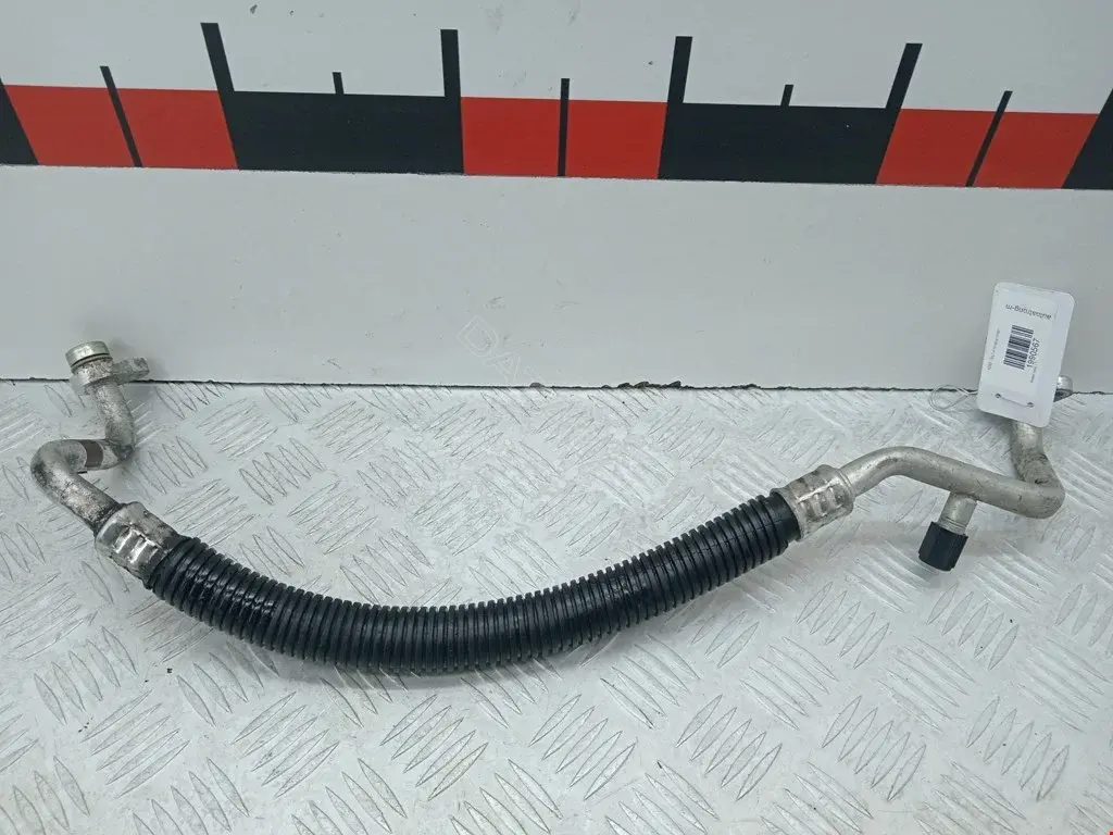 Трубка кондиционера 924809U20A