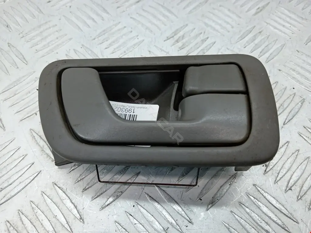 Ручка двери MR358384, MR432620