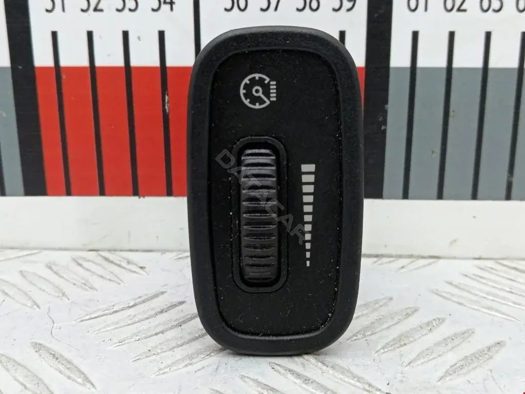 Кнопка освещения панели приборов XR81407AEK, XR8313740
