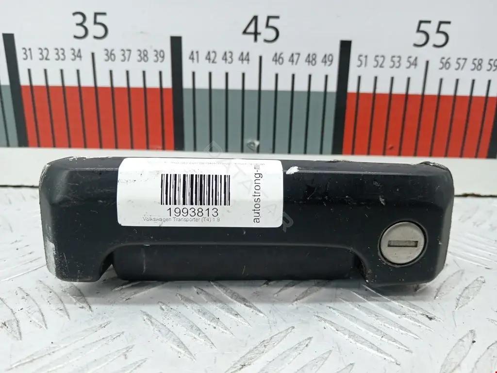 Ручка двери 7D0843704
