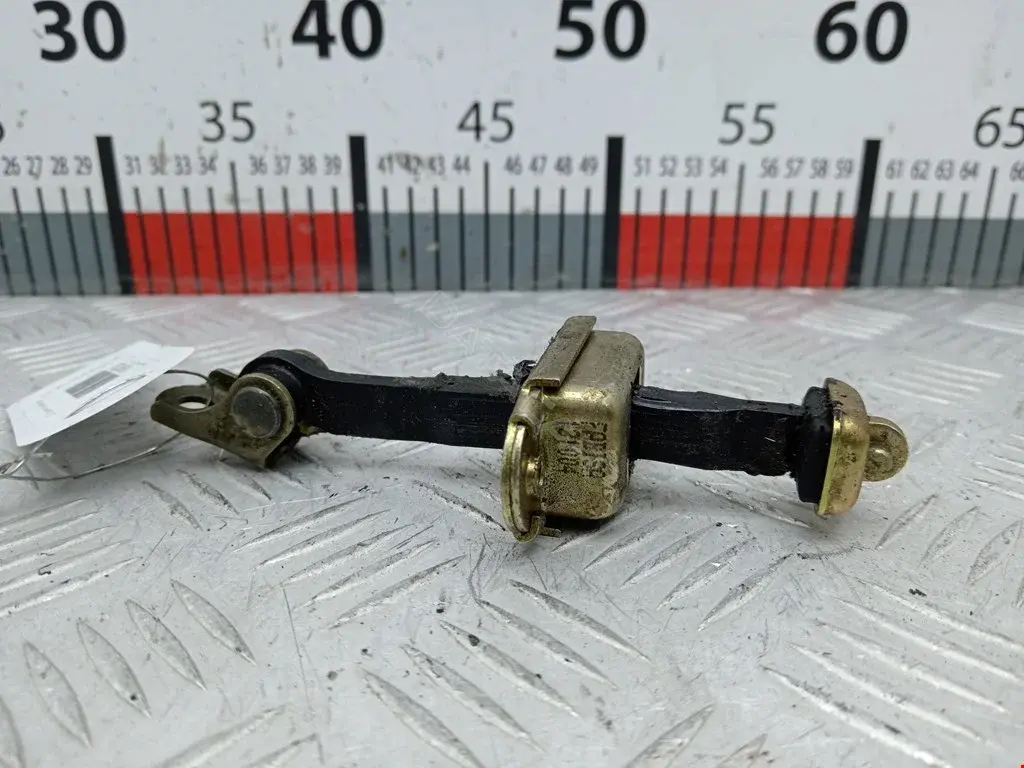 Ограничитель двери 80430BU000