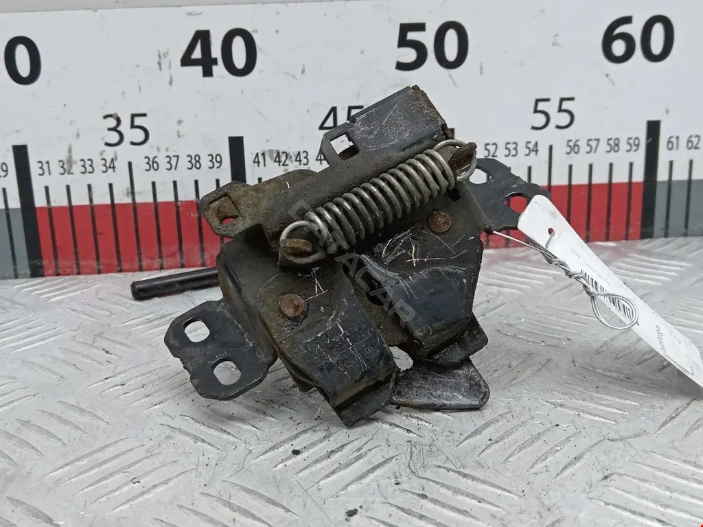 Замок капота A1688800160