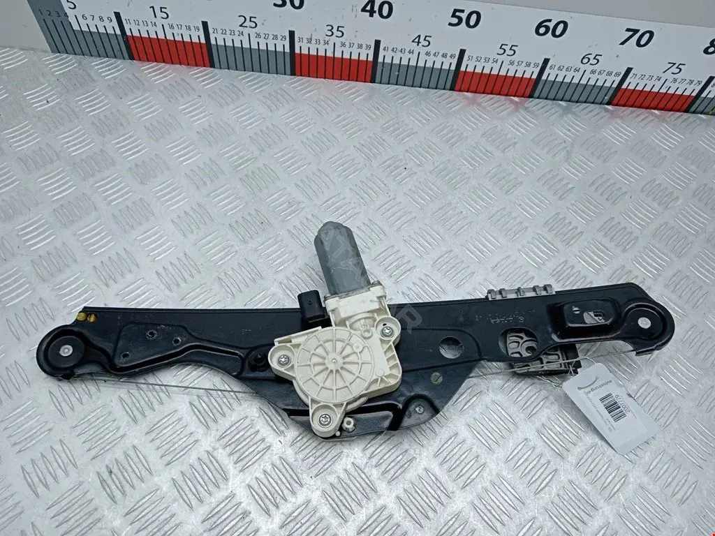 Стеклоподъемник 014389, 01SKV683, 01SKV693