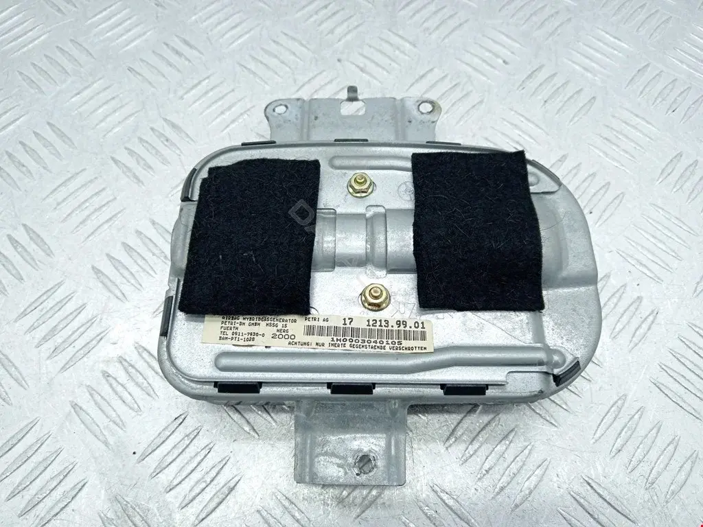 Подушка безопасности 1708600505, A1712139901
