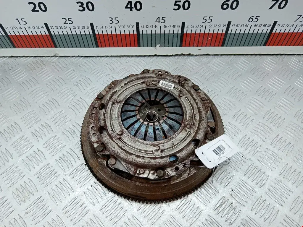 Маховик 0616335, 55558223, 55587031