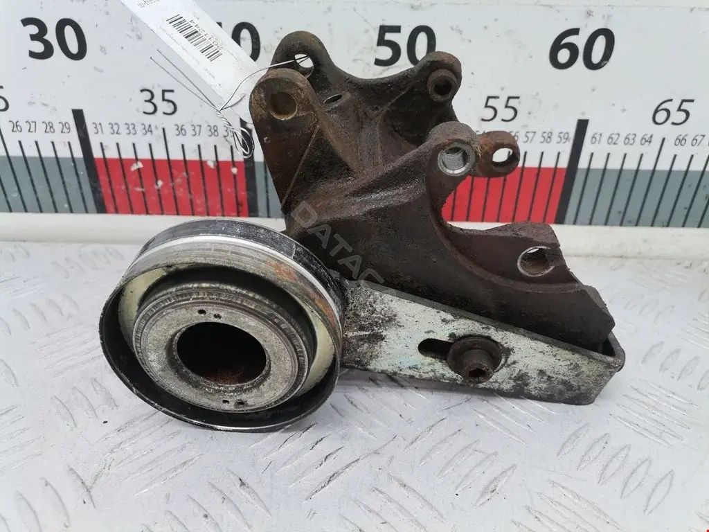 Кронштейн генератора 5706C3