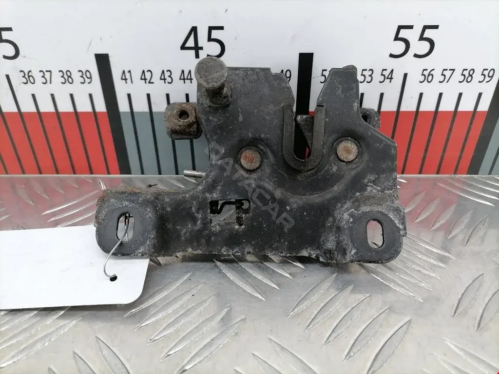 Замок капота 8D0823509J
