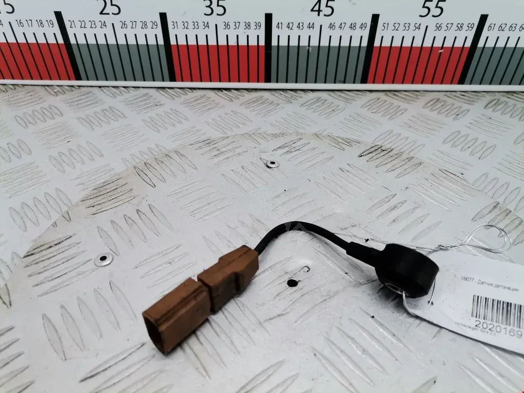 Датчик детонации 06E905377J, 06F905377, 46372