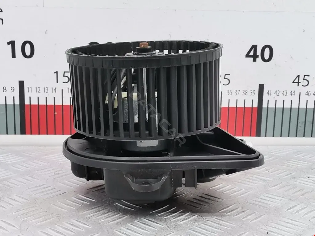 Моторчик печки 2761400QAC, N101091K, RF1548