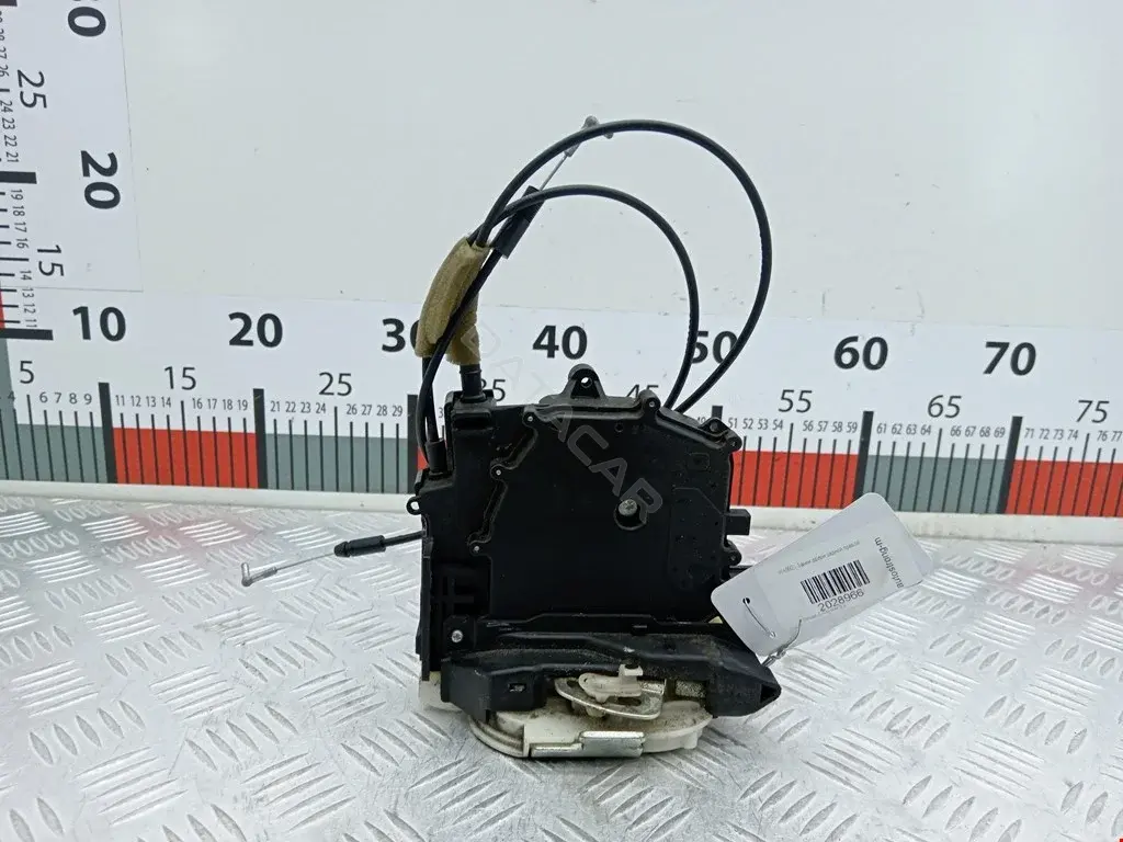 Замок двери 9138R0